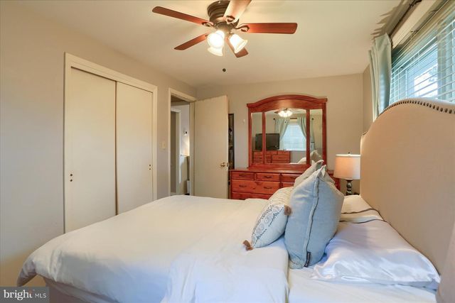 820 W MAPLE ST, Palmyra, PA 17078