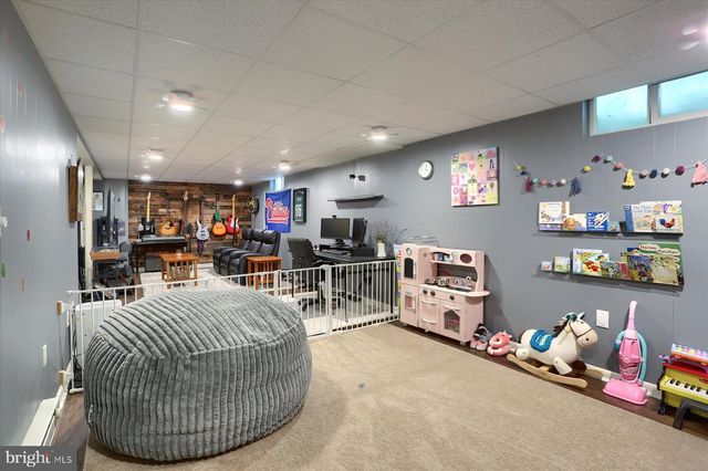 820 W MAPLE ST, Palmyra, PA 17078