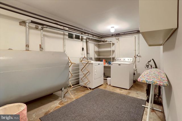 820 W MAPLE ST, Palmyra, PA 17078