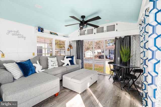 172 OCEAN OVAL CIR, Berlin, MD 21811