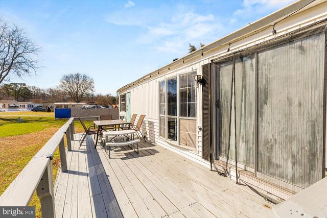 172 OCEAN OVAL CIR, Berlin, MD 21811