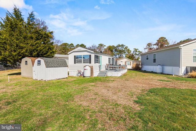 172 OCEAN OVAL CIR, Berlin, MD 21811