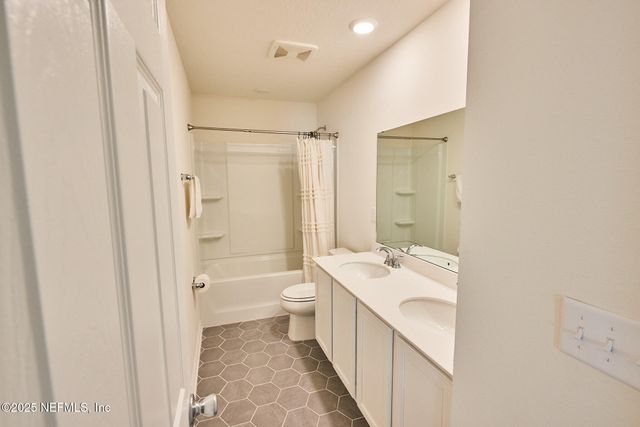 11177 STAPLETON Drive, Jacksonville, FL 32222