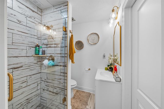 110 S 4th Street, Conroe, TX 77301