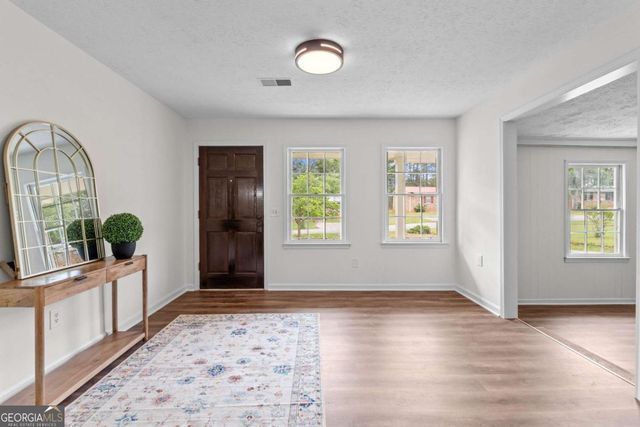 122 Carroll Circle, Carrollton, GA 30117