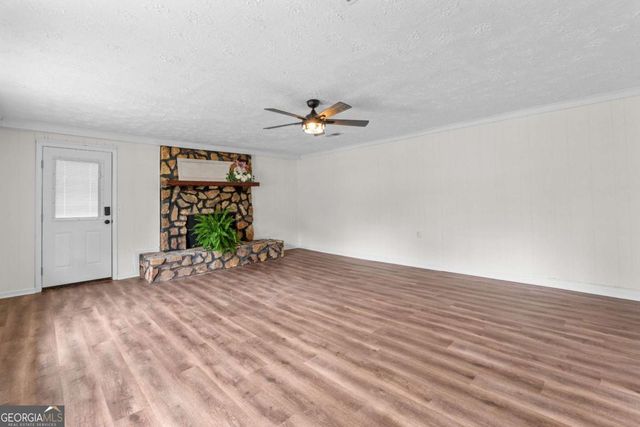 122 Carroll Circle, Carrollton, GA 30117