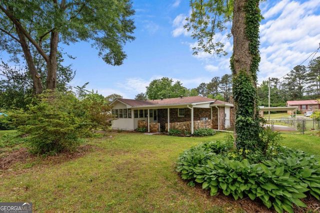 122 Carroll Circle, Carrollton, GA 30117