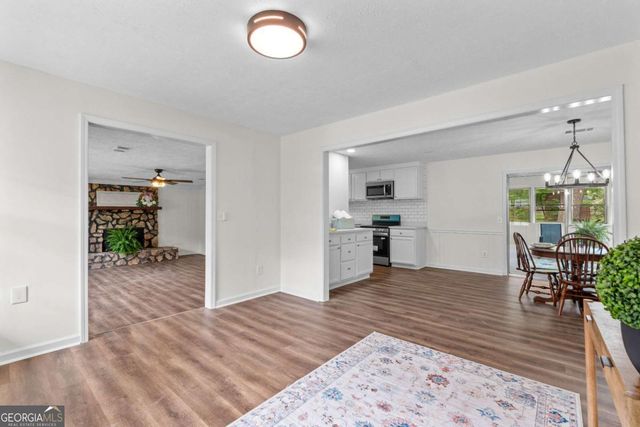 122 Carroll Circle, Carrollton, GA 30117