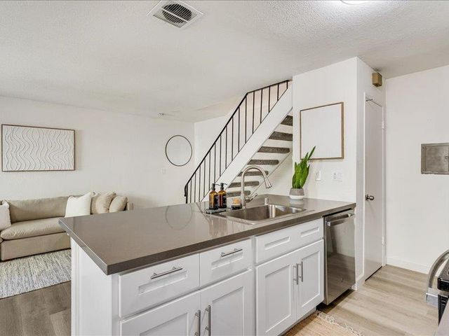4475 Diamond Street 3, Capitola, CA 95010