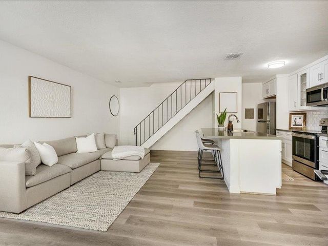 4475 Diamond Street 3, Capitola, CA 95010