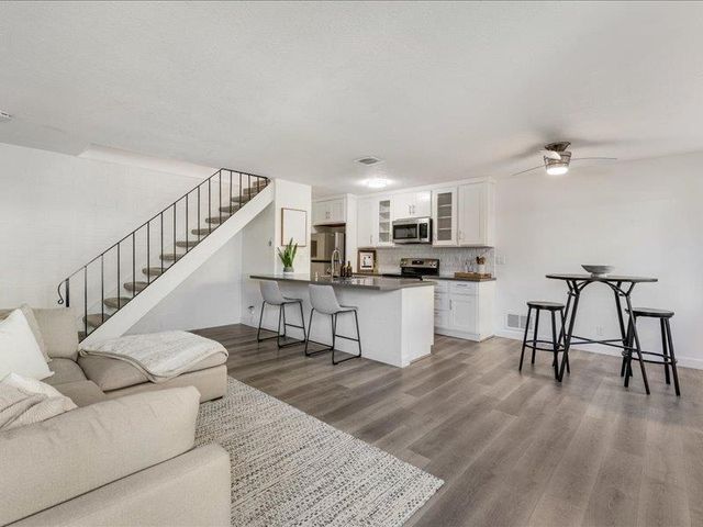 4475 Diamond Street 3, Capitola, CA 95010