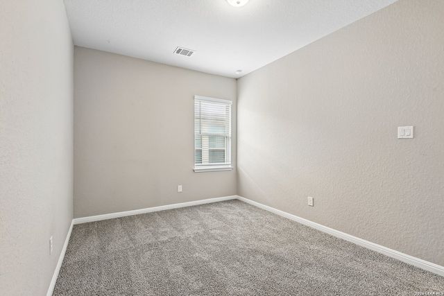 4927 Ranahan Pass, St.hedwig, TX 78152