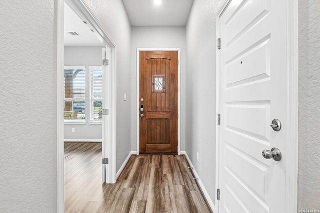 4927 Ranahan Pass, St.hedwig, TX 78152