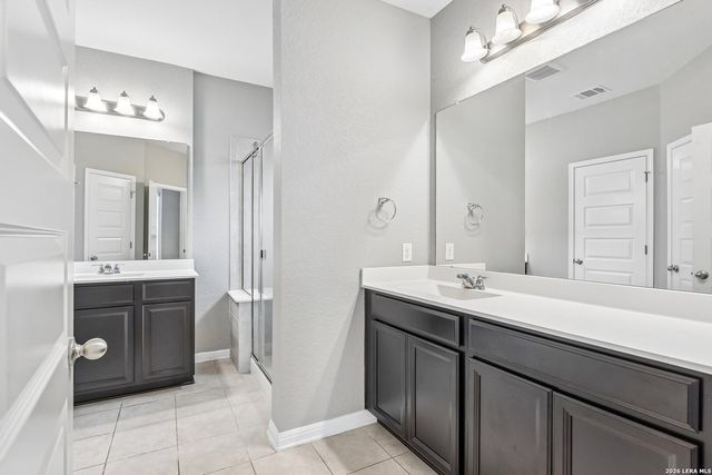 4927 Ranahan Pass, St.hedwig, TX 78152