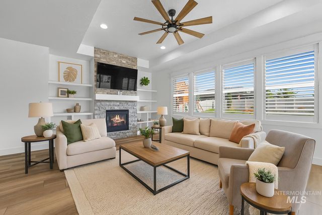 418 Fox Lantern Ct, Middleton, ID 83644