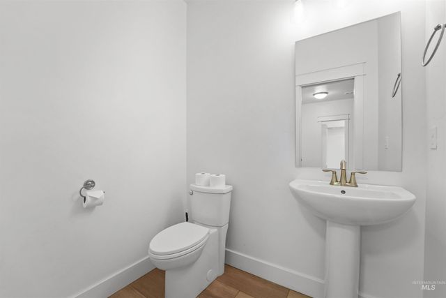 418 Fox Lantern Ct, Middleton, ID 83644