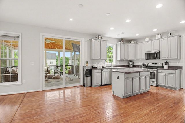 4056 SHRAYER CT, Warrenton, VA 20187