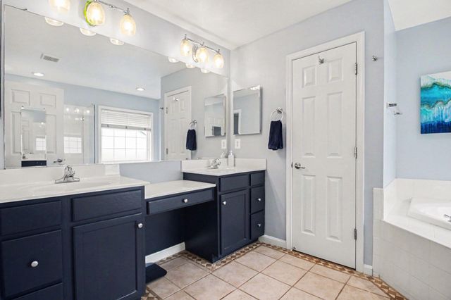 4056 SHRAYER CT, Warrenton, VA 20187