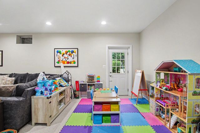 4056 SHRAYER CT, Warrenton, VA 20187