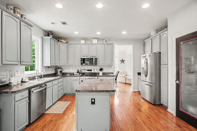 4056 SHRAYER CT, Warrenton, VA 20187