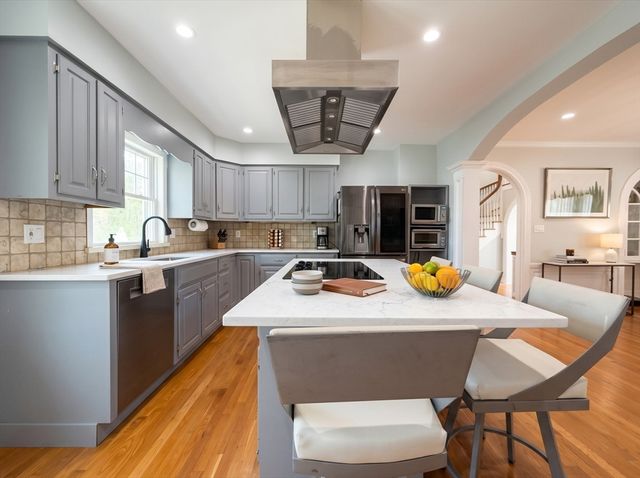 115 Hawthorn Rd, Braintree, MA 02184