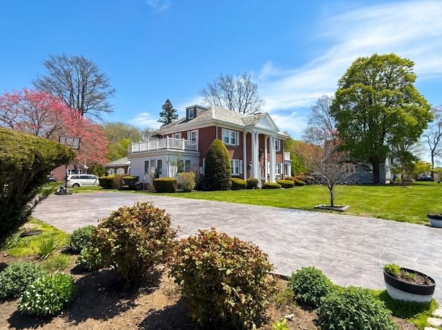 115 Hawthorn Rd, Braintree, MA 02184