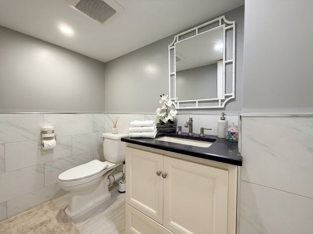 115 Hawthorn Rd, Braintree, MA 02184
