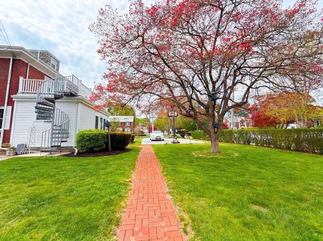 115 Hawthorn Rd, Braintree, MA 02184