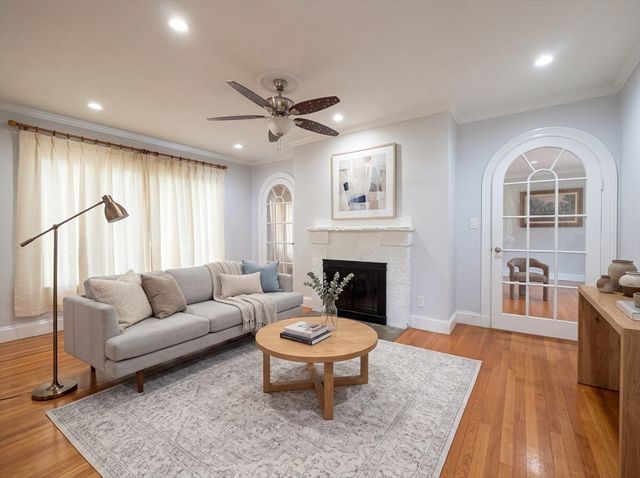 115 Hawthorn Rd, Braintree, MA 02184