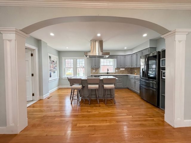 115 Hawthorn Rd, Braintree, MA 02184