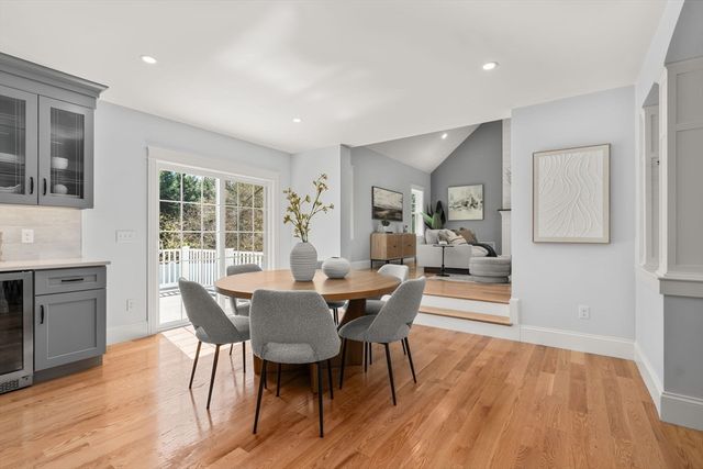 18 Druid Hill, Burlington, MA 01803