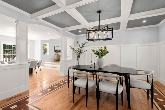18 Druid Hill, Burlington, MA 01803