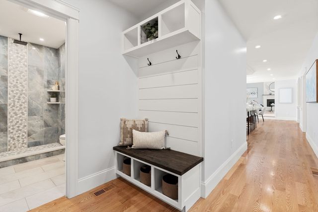 18 Druid Hill, Burlington, MA 01803