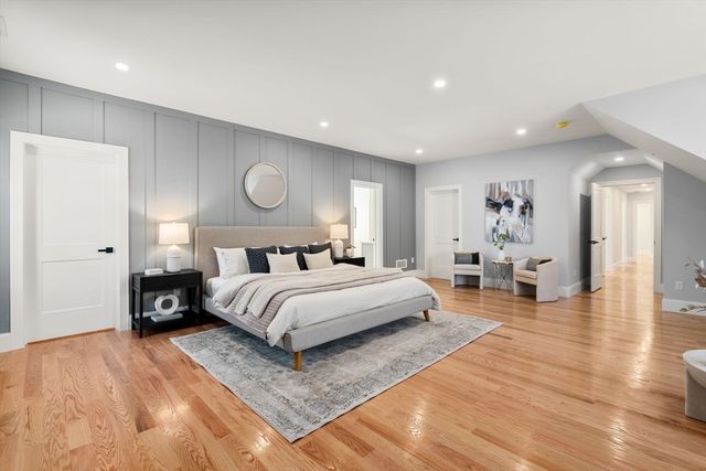 18 Druid Hill, Burlington, MA 01803