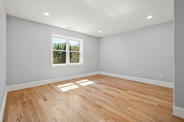 18 Druid Hill, Burlington, MA 01803
