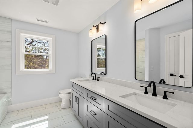 18 Druid Hill, Burlington, MA 01803