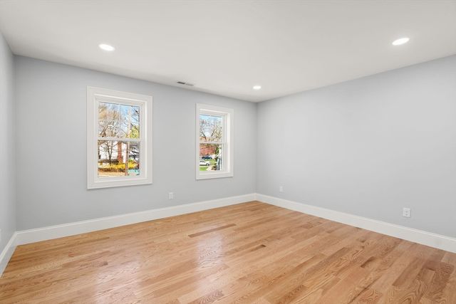 18 Druid Hill, Burlington, MA 01803