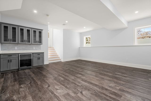 18 Druid Hill, Burlington, MA 01803