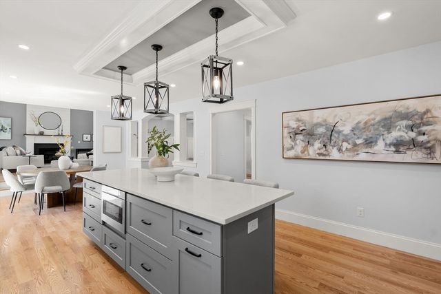 18 Druid Hill, Burlington, MA 01803