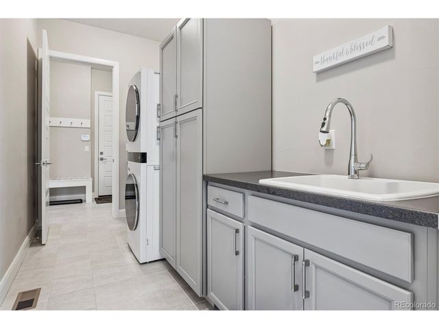 10212 W Cooper Dr, Littleton, CO 80127