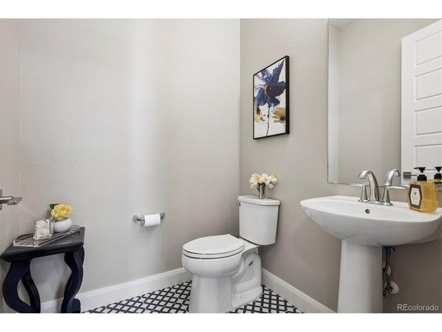 10212 W Cooper Dr, Littleton, CO 80127