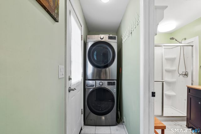 14 Bantam Road, New Fairfield, CT 06812