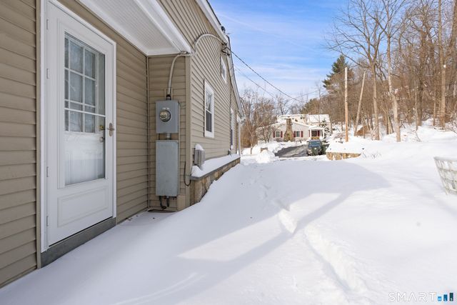 14 Bantam Road, New Fairfield, CT 06812