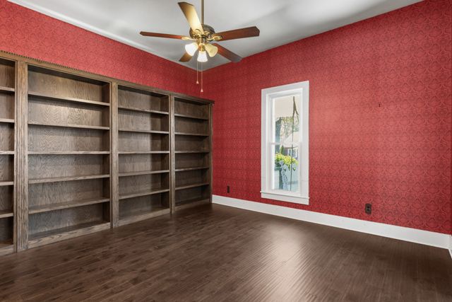 610 E Main St, Watertown, TN 37184