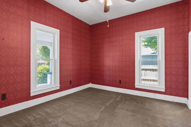 610 E Main St, Watertown, TN 37184