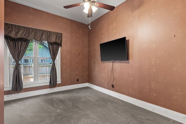 610 E Main St, Watertown, TN 37184
