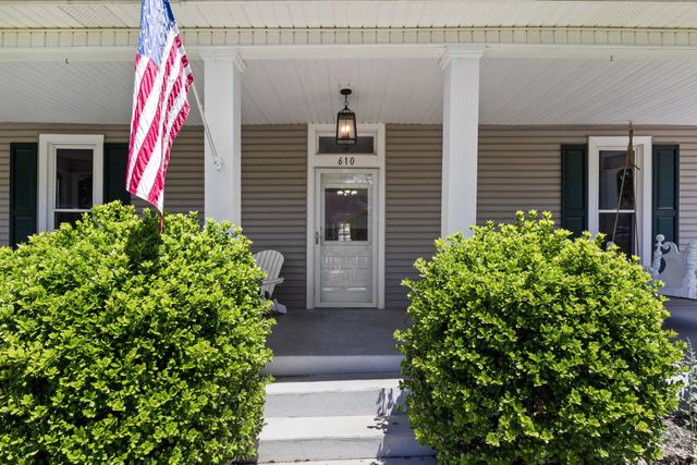 610 E Main St, Watertown, TN 37184