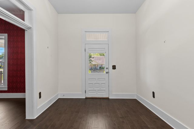 610 E Main St, Watertown, TN 37184