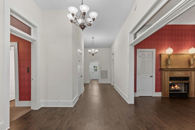 610 E Main St, Watertown, TN 37184