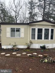 561 CORSONS TAVERN RD #179, Ocean View, NJ 08230